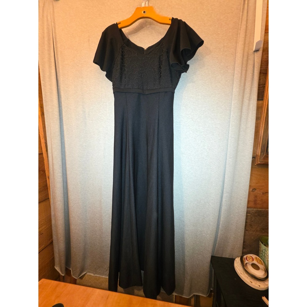 Southeastern Performance Apparel Lumina Black Beaded Maxi Dress D-819 Size 4